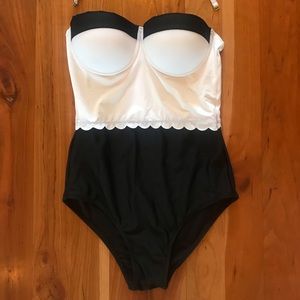 Black and White Scalloped Swimsuit